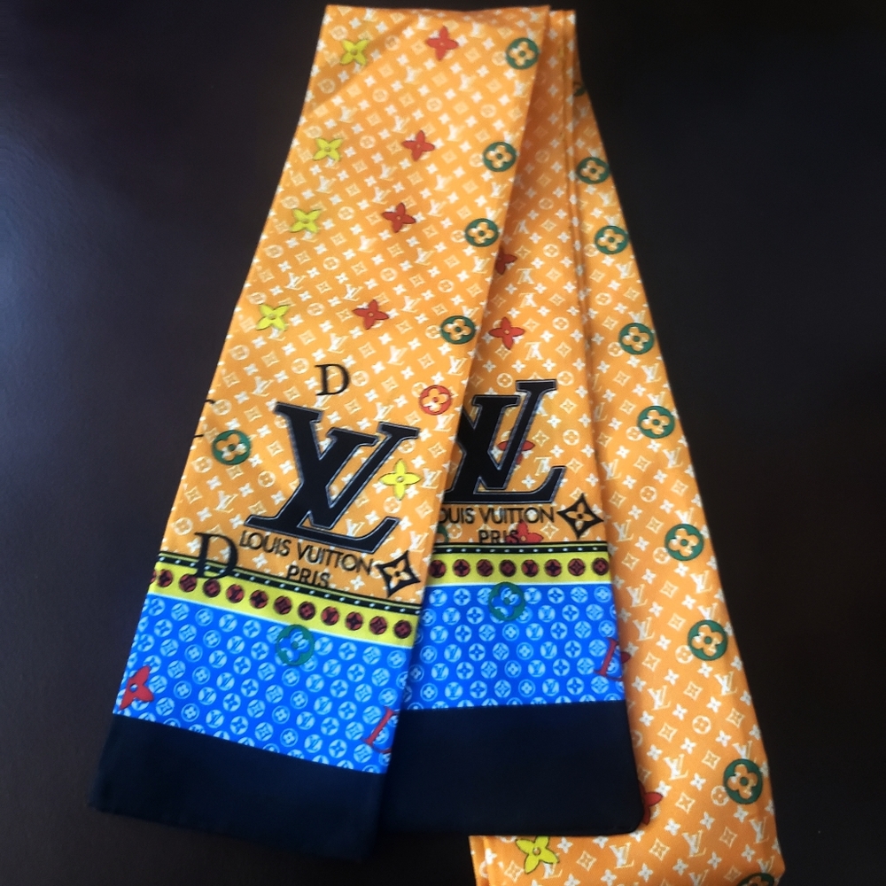 Scarf - Picture 3 of 3